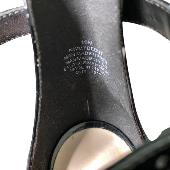 Black Patent Leather Heeled Sandals - Picture 10 of 11